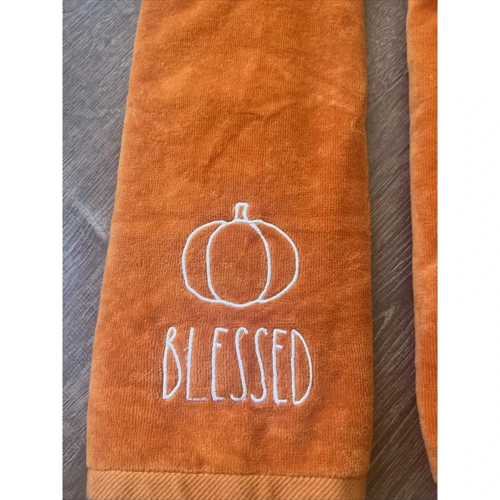 Rae‎ Dunn Orange Blessed Pumpkin Bathroom Hand Towels Set Of 2